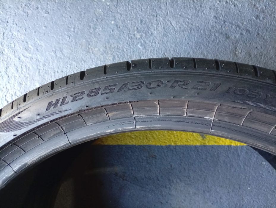 285 30 21 Pirelli 2023