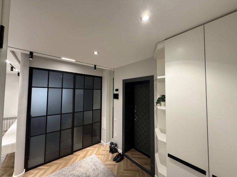 Продается 2 комнатная квартира на Чиланзаре / 77 СЕРИЯ / Сингапурский