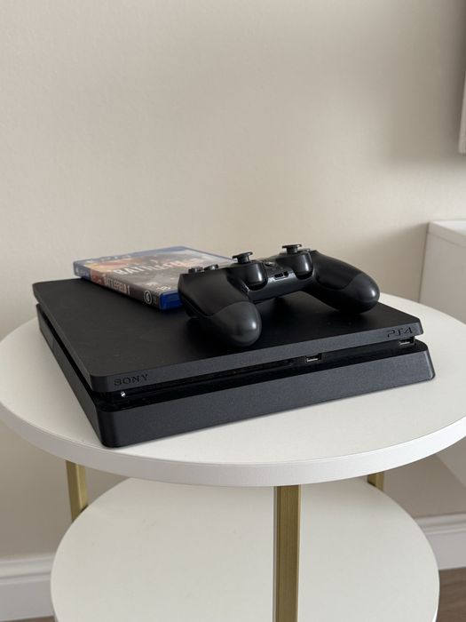 Playstation 4 Slim 1tb с играми!!
