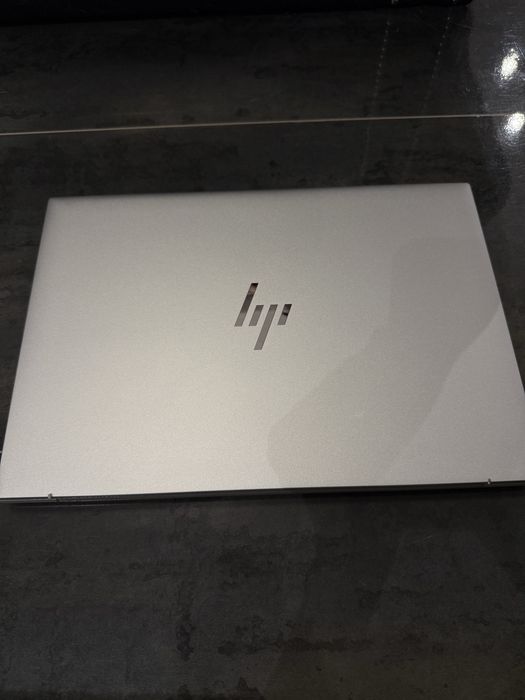 Laptop HP EliteBook 860 G10 818R5EA, 32GB RAM, Gen 13, i7 - 1355U, nou cu garantie