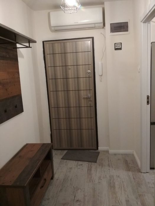 Proprietar inchiriez apartament 3 camere, Torontalului