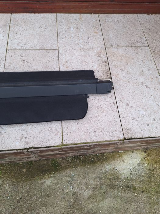 Продавам щора за багажник на Рено Меган комби