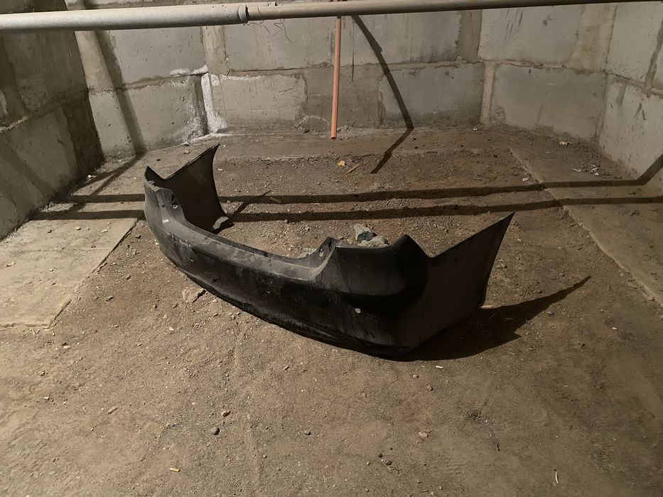 Задний бампер камри 55