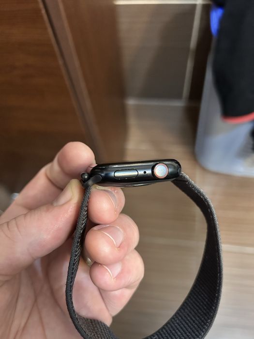 Apple Watch SE2 44 mm Cellular baterie 93%
