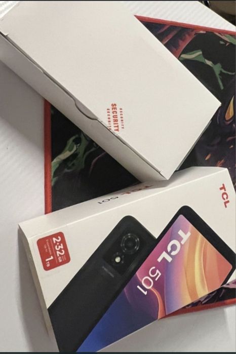 Telefon TCL 501 nou