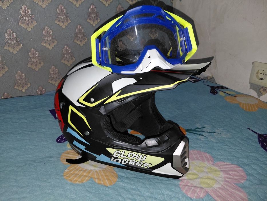 Шлем,Эндуро спорт