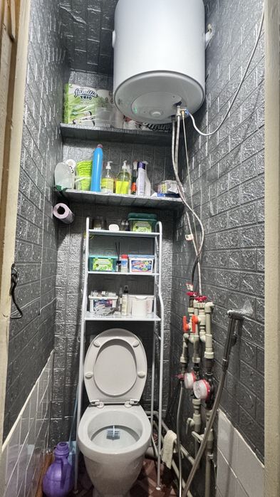 Продам двух комнатную квартиру