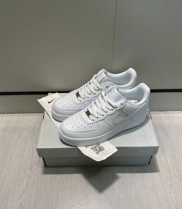 Nike Air Force 1 Low '07 Alb Mărimea 40
