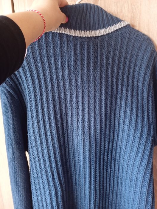 Мъжка жилетка L 30лв.