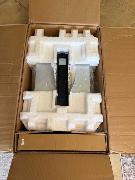 UPS APC Smart 2200VA RM/230V Line Interactive без батерии