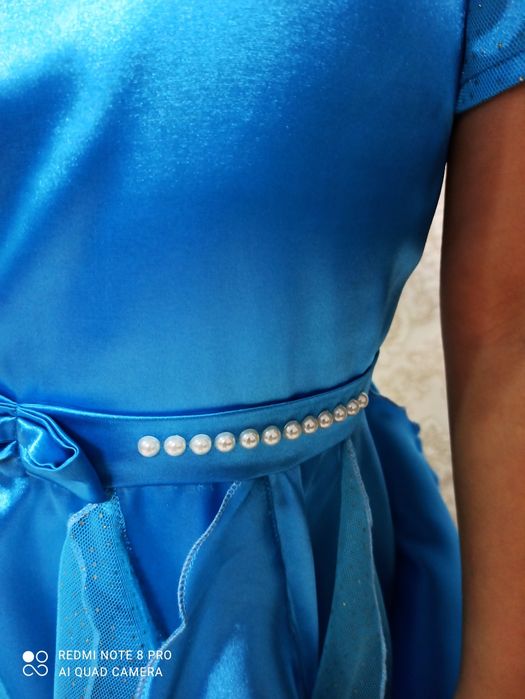 Продам платья для девочек