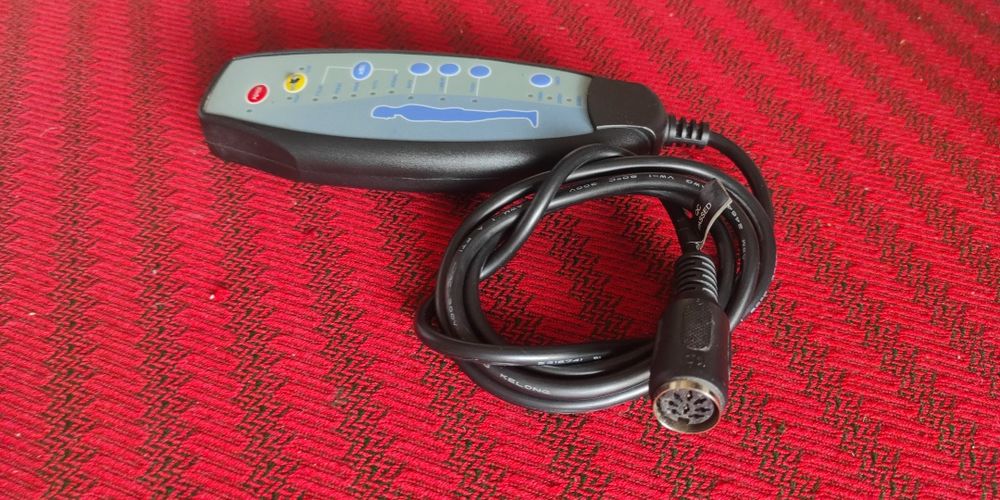 Telecomandă cu opt pini pentru fotoliu reclinabil cu masaj și încălzire.  Model 12V  D75