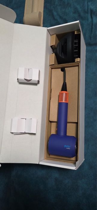 Uscator de par Dyson , supersonic,