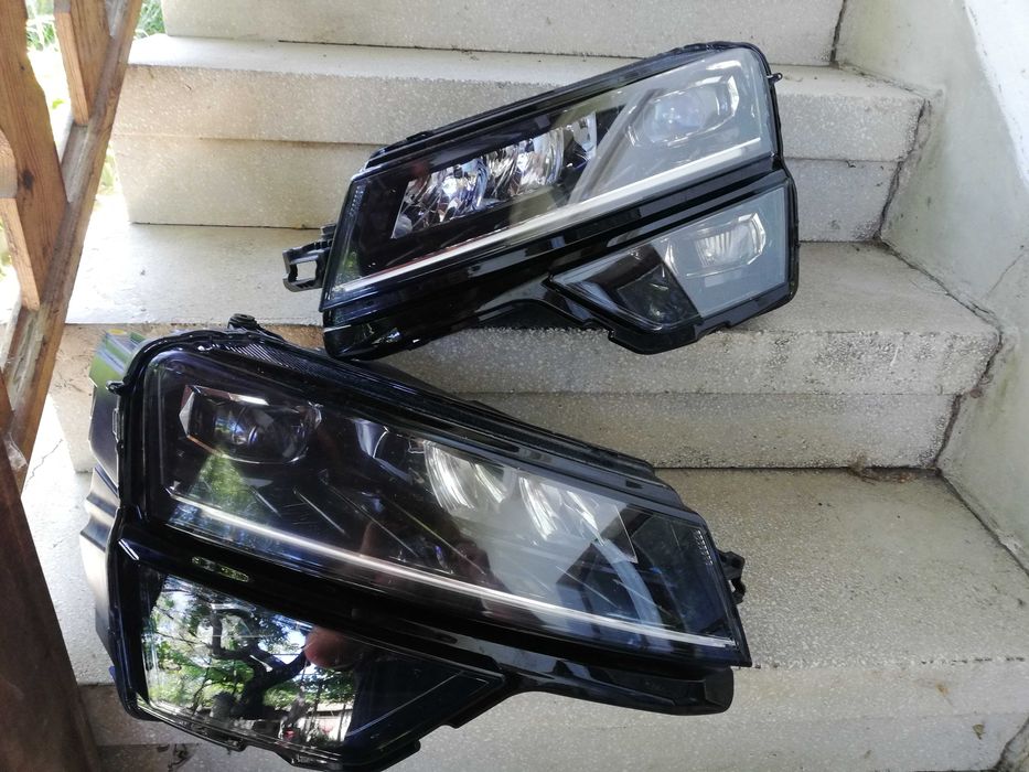 Фарове Шкода Карок LED / Фар Skoda Karoq FULL LED ляв десен Оригинални