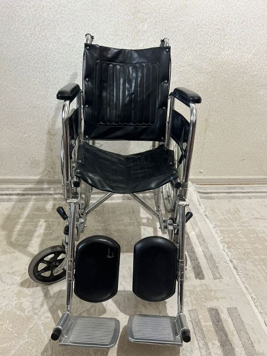 Инвалидная коляска