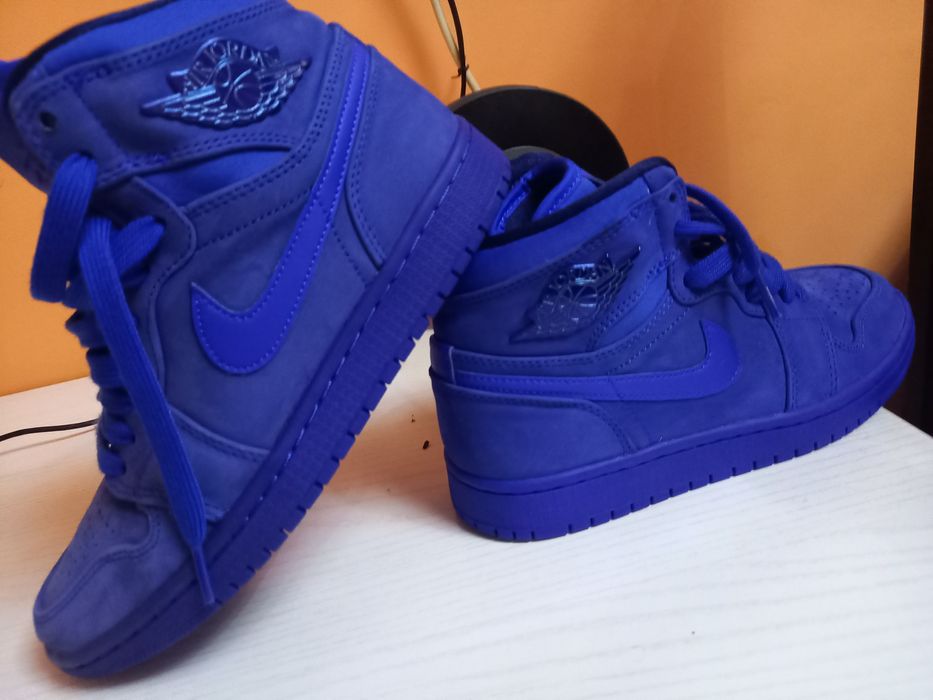 Продаю кроссовки Air Force