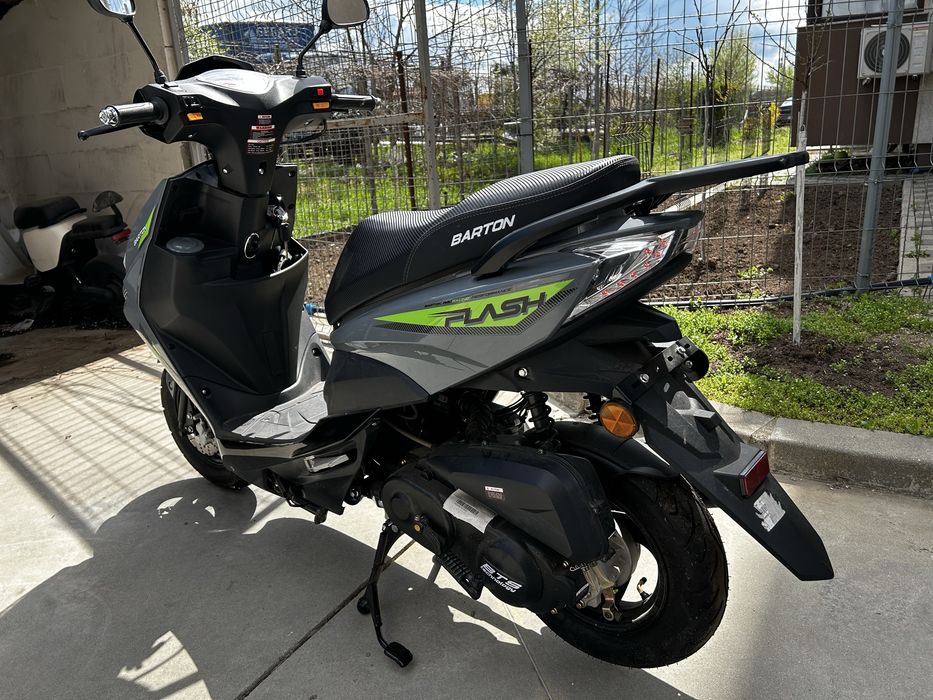 Scuter Barton Flash 50 CC