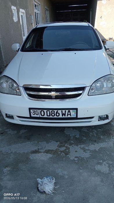 Ласетти 1.8 автомат люкли сотилади