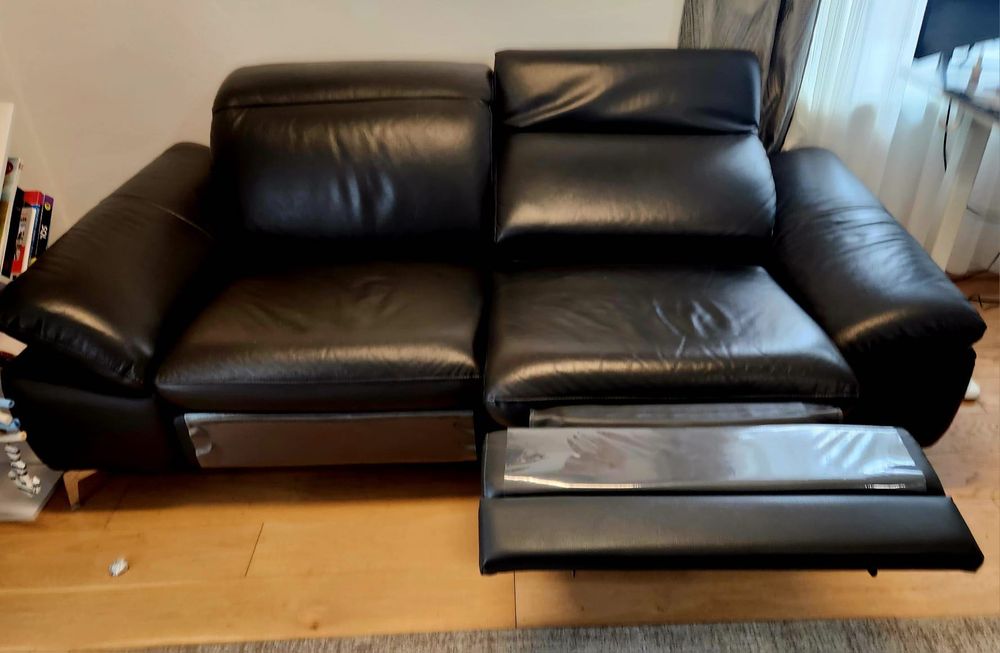 Canapea din piele cu 2 motoare electrice – cumparata de la XXX Lutz