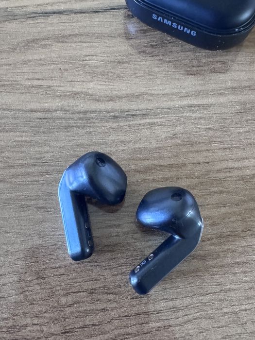Samsung galaxy buds 4