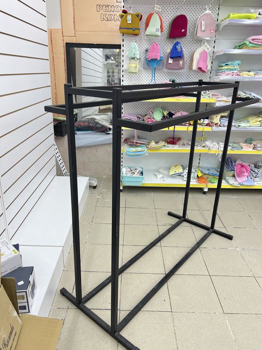 Стойка для одежды