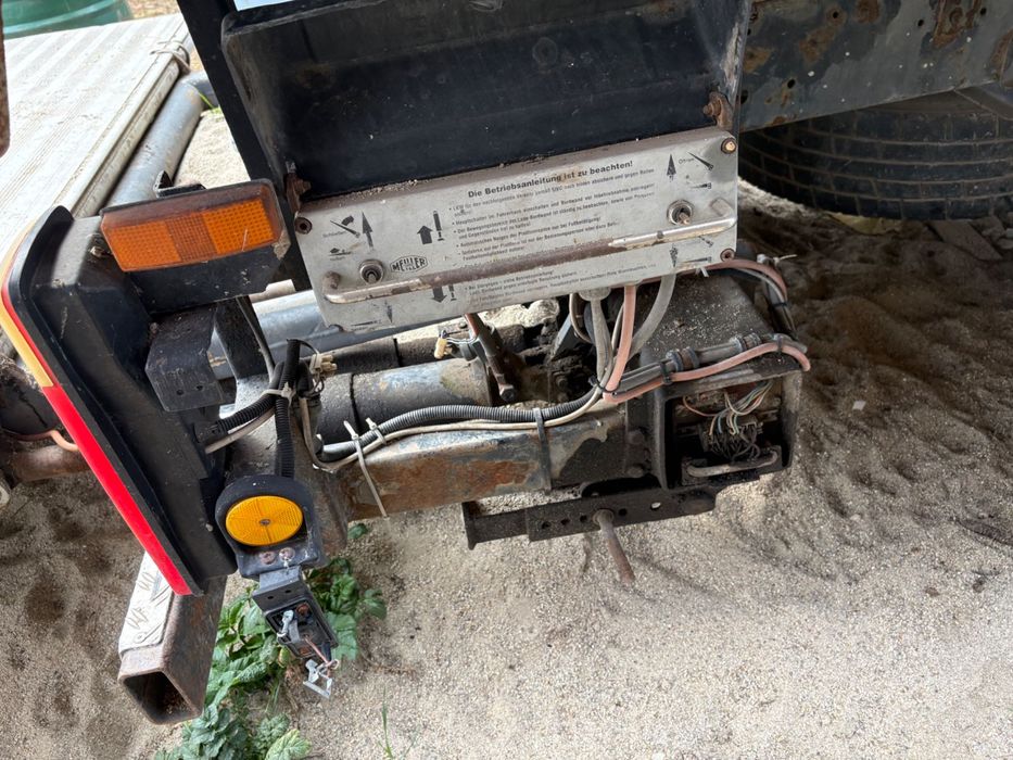 Camion Mercedes Benz 814