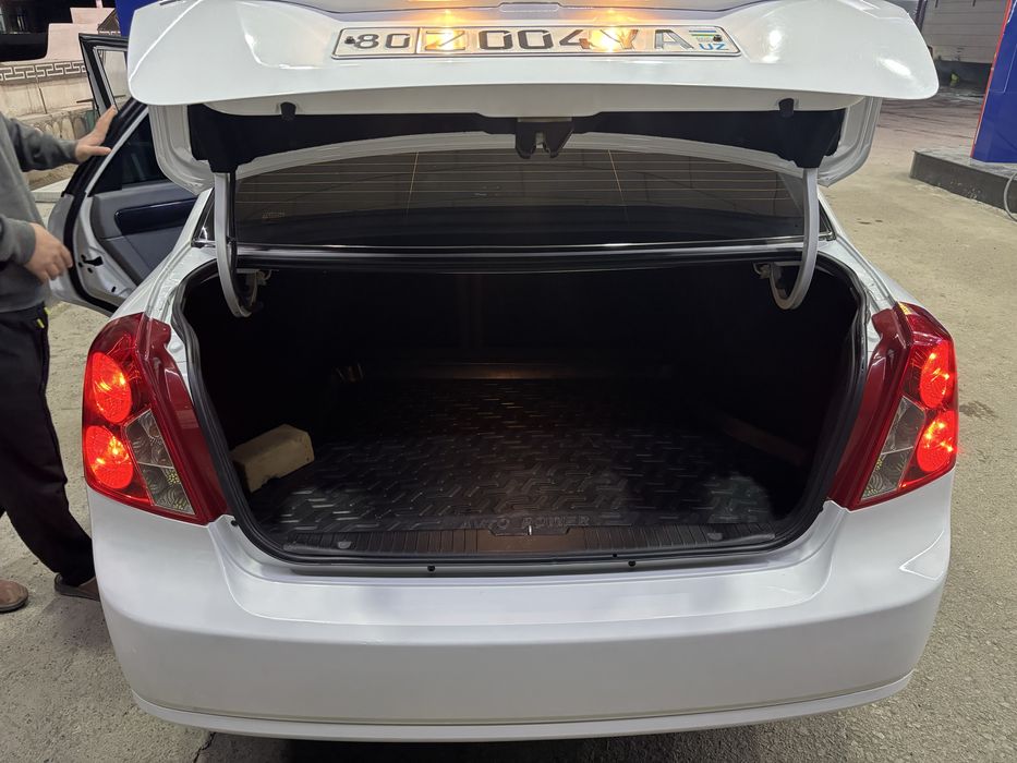 Chevrolet Gentra 2018 AT