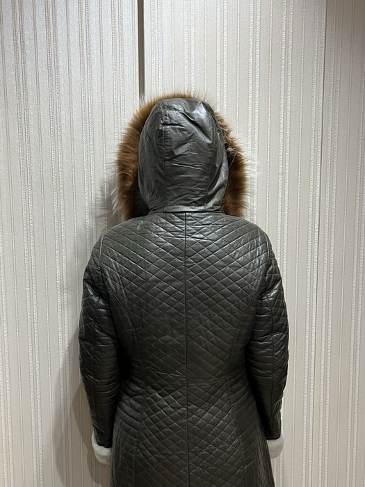 Продам дубленку женскую