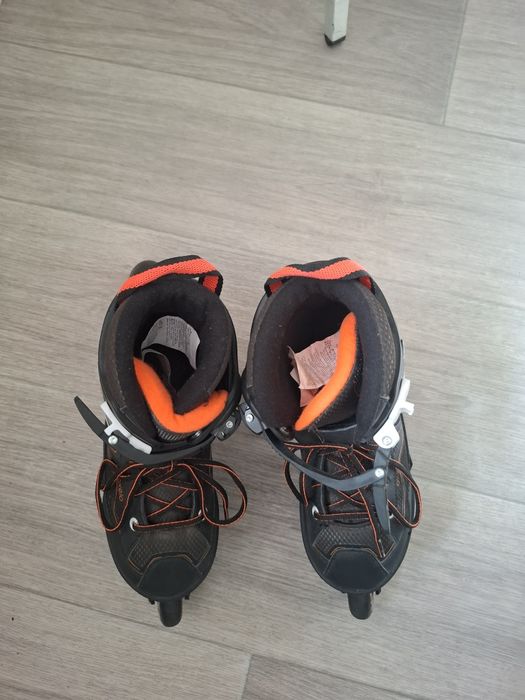 Продам роликовые коньки