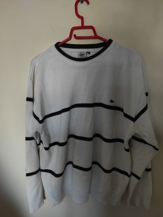 Pulovere, jersee, mărimi diferite, modele diferite, culori diferite