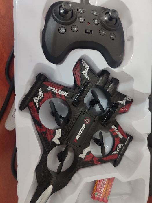 Дрон самолёт на радиоупрвлений