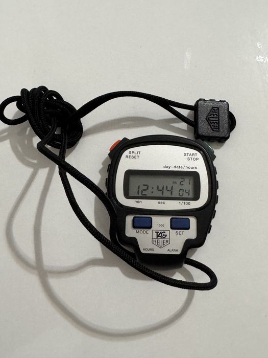 Tag Heuer Microsplit 1000, cronometeu digital cu ceas si alarma.