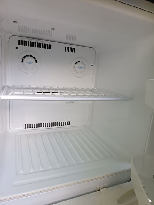 Продам холодильник LG