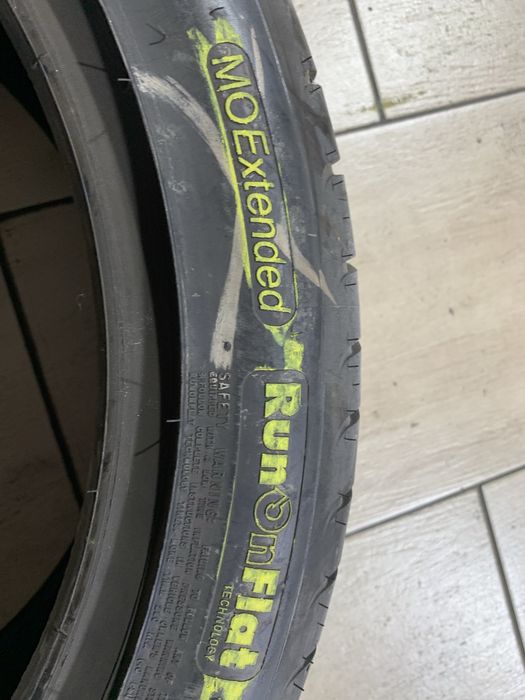 235 45 19 run flat noi