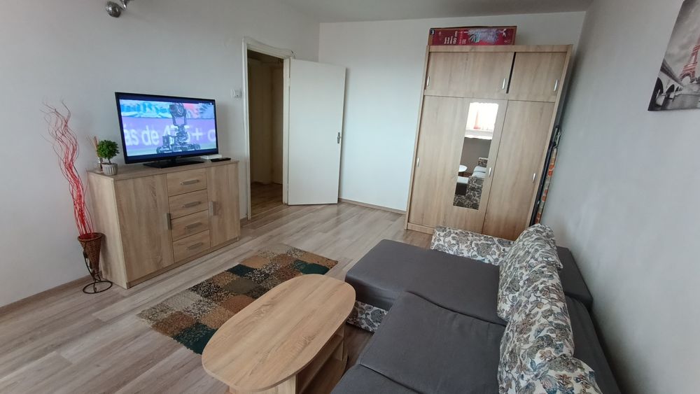 Proprietar închiriez garsoniera