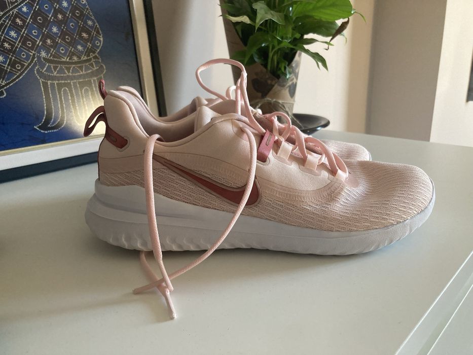 Маратонки Adidas и Nike - 30 лв чифт