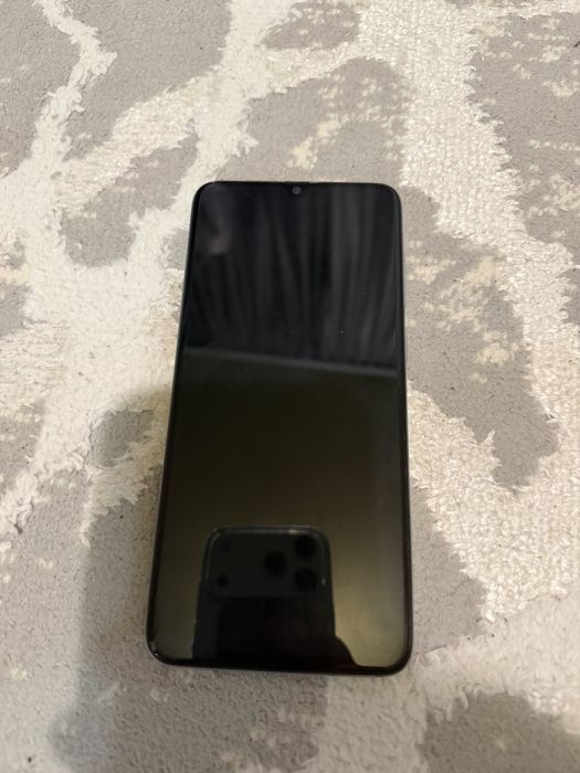 Продам Самсунг А 70