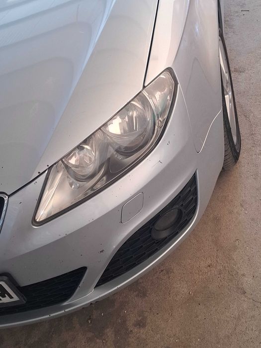 Продавам личния си Автомобил Seat Exeo, 2010 г