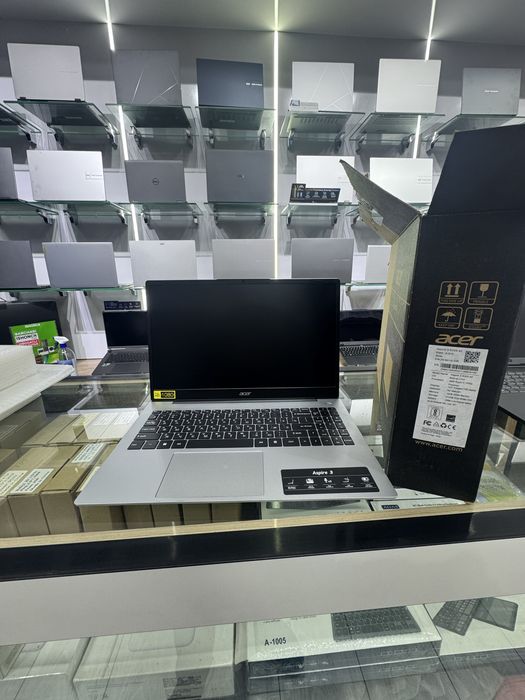 Acer Aspire 3 15.6" FHD IPS Amd Ryzen 5 7430U DDR4 16GB SSD 512GB  B/U