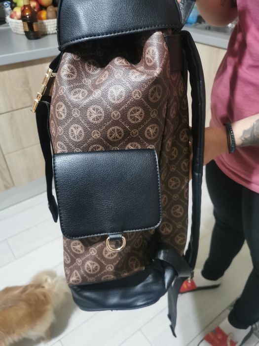 Vând Rucsac Carlo Colucci