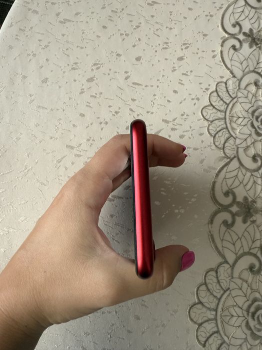 Iphone SE, 64 GB, 2020 модел