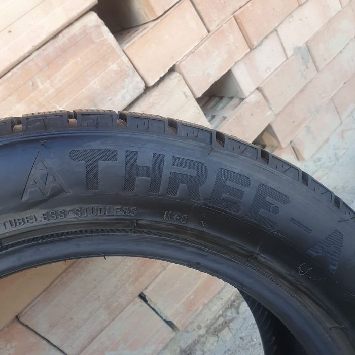 Продавам зимни гуми FREEZE ST 205/55 R16 – комплект, почти нови