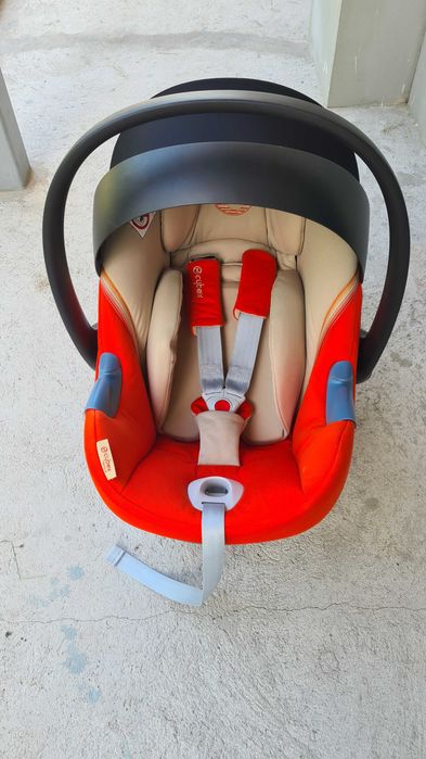 Cybex Aton m i-size
