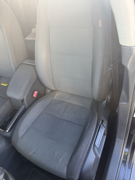 Scaune , plansa bord  golf 6