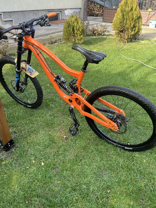 Downhill колело Nukeproof Scalp Boxxer Fox DHX