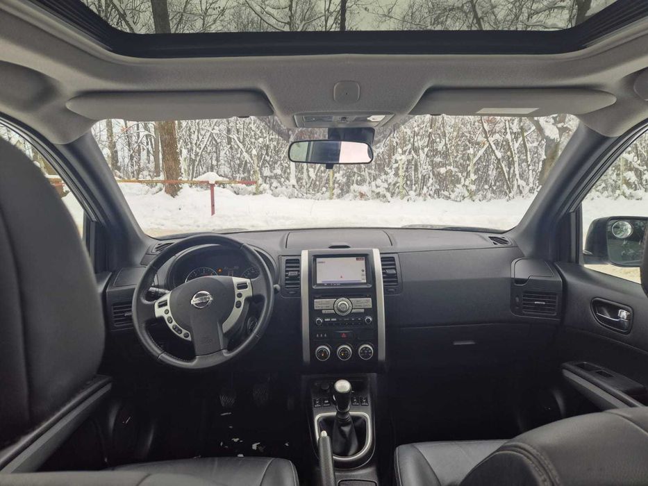 Nissan X-trail 4x4 full tekna 175500km Euro5