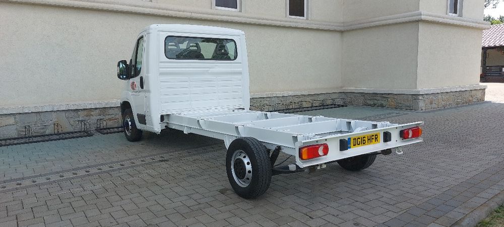 Peugeot Boxer din 2016 motor 2.2 Manual Volan pe dreapta Anglia