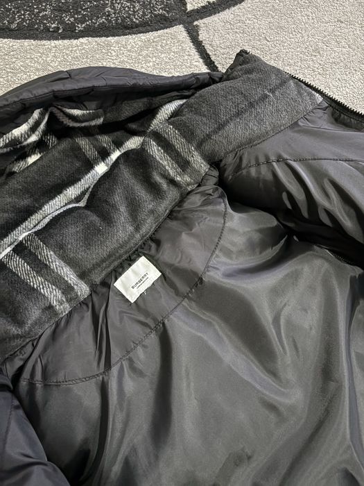 Burberry Down Jacket M