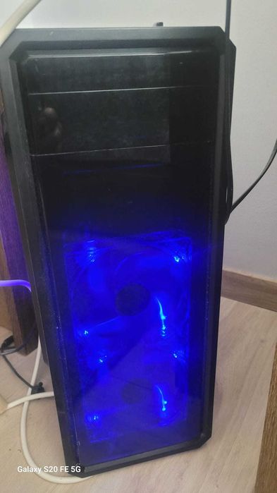 vand calculator+monitor+tastatura +casti