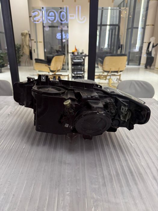 Фара на BMW F30 до рестайлинг